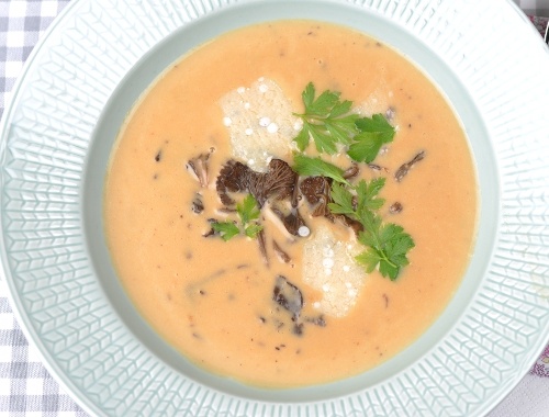 Trattkantarellsoppa kantarellsoppa Trattkantarellsoppa kantarellsoppa